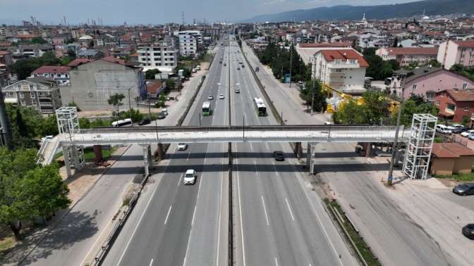 60 Evler yaya üstgeçidi tamamlanıyor