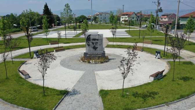 Atatürk Meydanı Başiskele’ye çok yakıştı