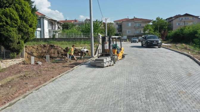 Başiskele’de Üst Yapı Çalışmaları Hızla Sürüyor