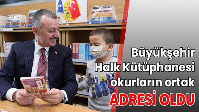 Başkan kitap seti armağan etti