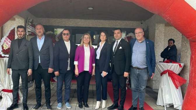 Bekçi Bekir Erzurum Türküsü’yle mest etti