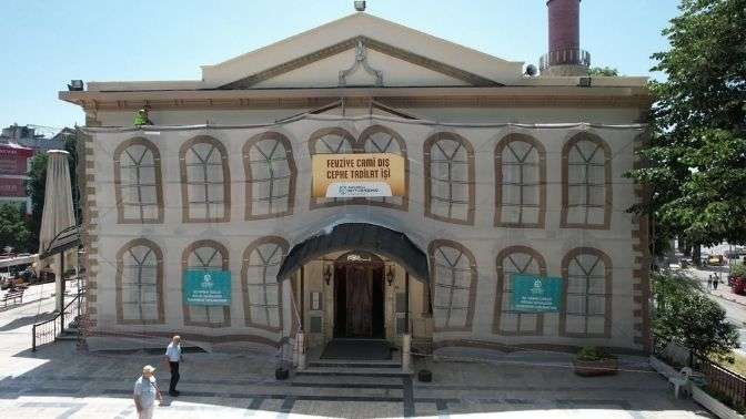 Büyükşehir, Fevziye Camii’nin dış cephesini yeniledi