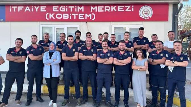 Büyükşehir personeli, 3 aylık bebeğin hayatını kurtardı; İlk yardım eğitimi Atlas bebeği hayata döndürdü