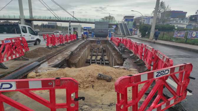 Büyükşehir, yol ve altyapı çalışmalarını anlık takibe açtı;  Yolda kalma, takip et