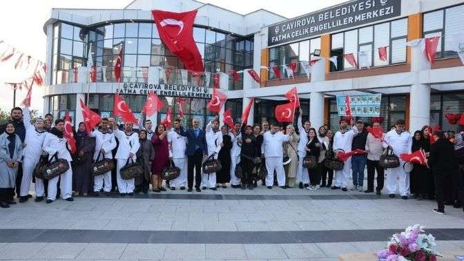 Çayırova’nın özel askerlerine kına gecesi