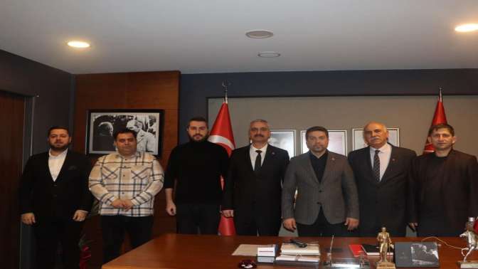 CHP Büyükşehir adayı Atasoy Bilgin ilk onları ziyaret etti