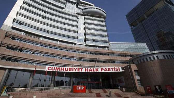 CHPde adaylık başvuruları uzatıldı