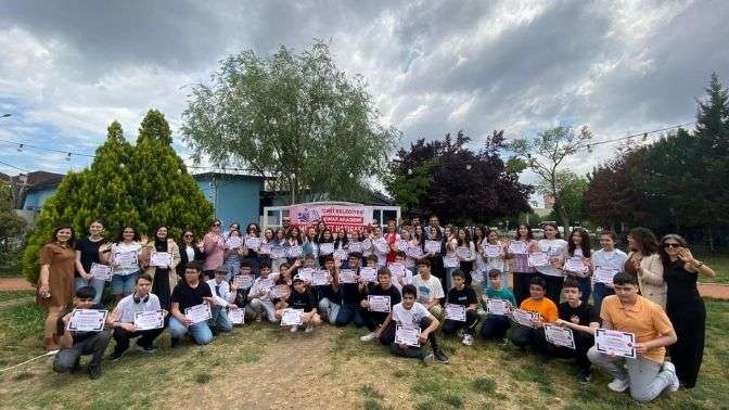 Çınar Akademi LGS Merkezi ilk mezunlarını verdi