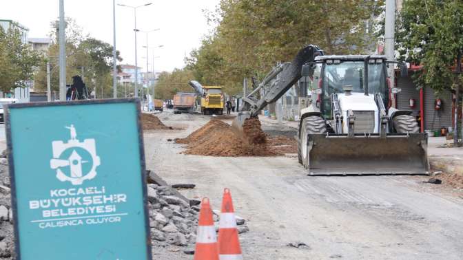 Darıca Atatürk Caddesinde hummalı üstyapı çalışması