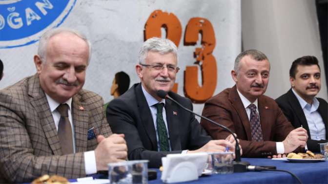 Derincede AK Parti rüzgarı