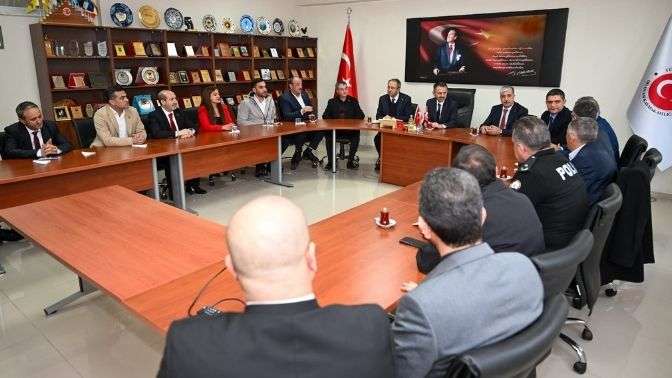 Dilovası İlçe Değerlendirme Toplantısı Vali İlhami Aktaş Başkanlığında gerçekleştirildi