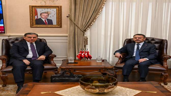 Emekli Vali Ercan Topaca, Vali İlhami Aktaşın konuğu oldu