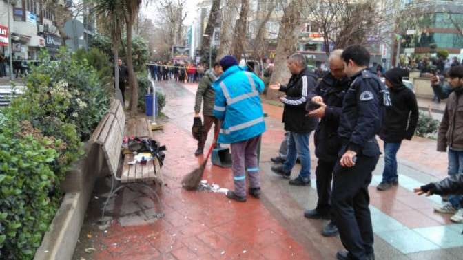 Fevziye Camii'de bomba paniği