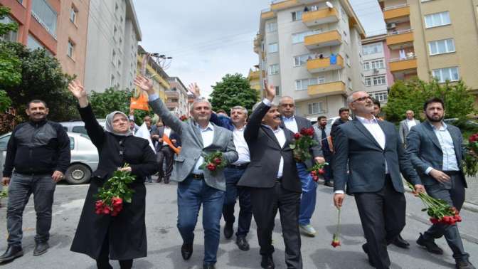 Gebze’de AK Parti’ye sevgi seli