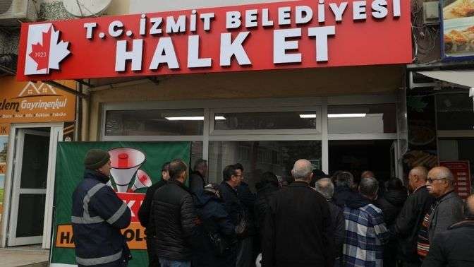 Halk Et, Yenişehir Mahallesi’nde hizmete yoğun ilgiyle başladı