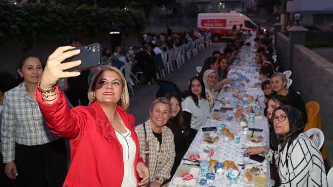 Hürriyet: Dayanışma ve komşuluk duygularıyla yolumuza devam edeceğiz