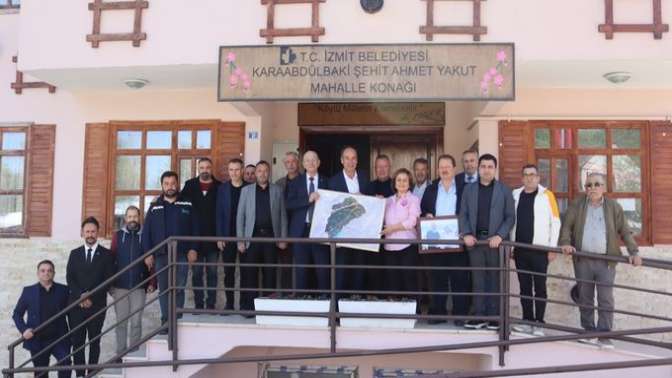 İzmit Belediyesi, Karaabdülbaki Mahallesindeki talepleri yerinde inceledi