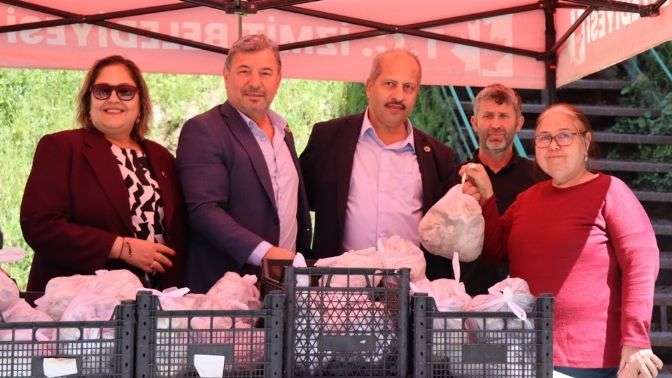 İzmit Belediyesi üretimi mantarlar halkla buluşmaya devam ediyor