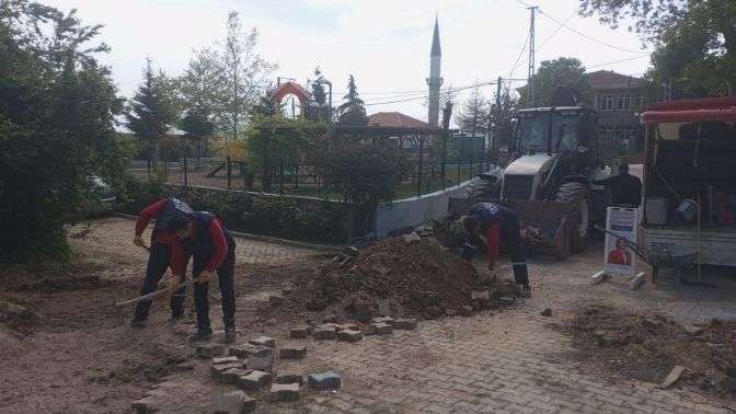 İzmit Belediyesinden Hıdırellez öncesi kırsal mahallelere yoğun mesai