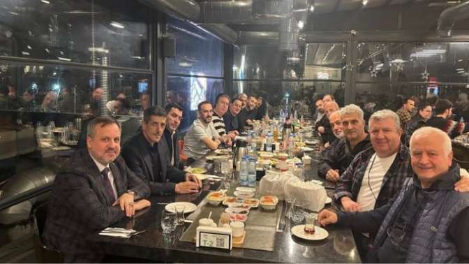 İzmitli İş İnsanları İftar Yemeğinde Buluştu