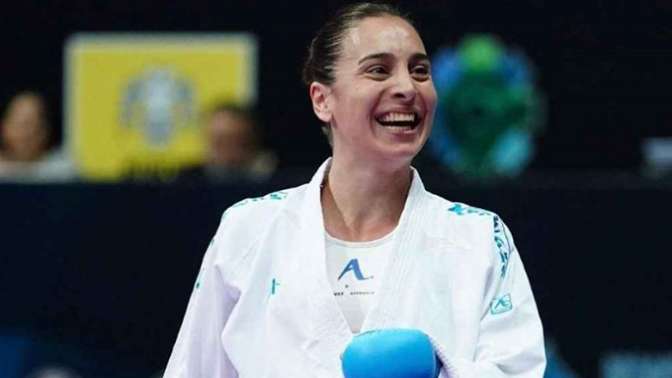 Kağıtsporlu Gülsen, Akdeniz Karate Şampiyonu oldu