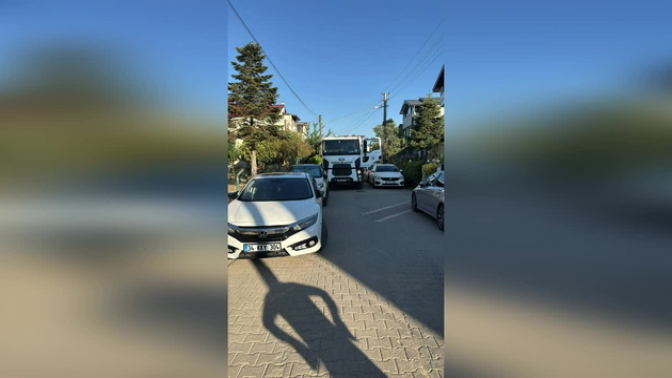 Kandıra Sahillerde Hatalı Araç Parklanmaları Temizlik Hizmetlerini Zora Sokuyor