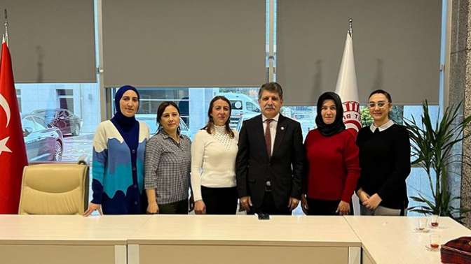 Kanko, tıbbi sekreterlerin atama taleplerini meclise taşıdı