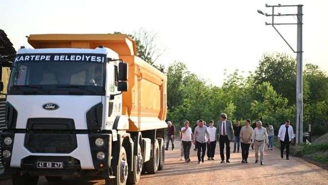 Kartepe’de Asfalt Çalışmaları Devam Ediyor