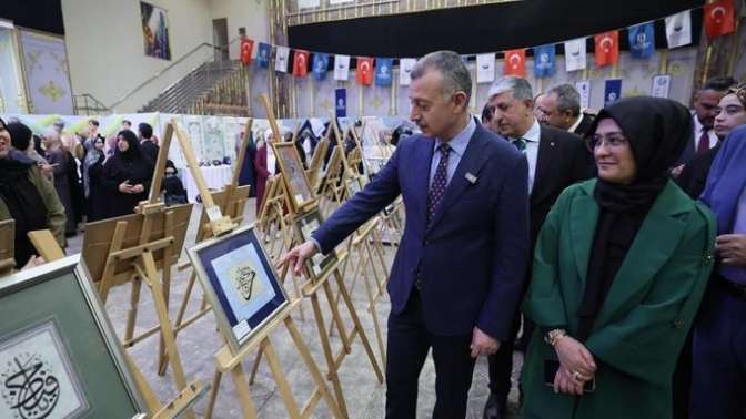KO-MEK Dilovası ilçe sergisinde farklı renkler ve farklı kültürler buluştu; Büyükakın: Değerlerimiz sayesinde biriz ve beraberiz