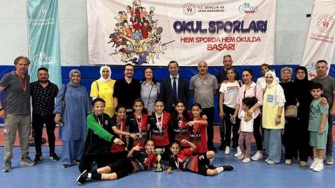 Kocaeli Küçük Kızlar Futsal Şampiyonu Körfez Petkim OO