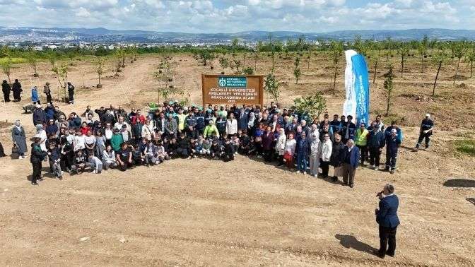 Kocaeli’nde binlerce fidan toprakla buluştu