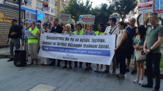 Kocaeli Veli-Der: Eğitimde sorunlar giderek derinleşiyor