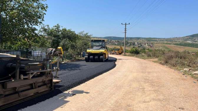 Körfez Alihocalar yolu asfaltlandı