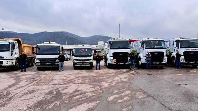 Körfez’de temizlik çalışmaları aralıksız sürüyor