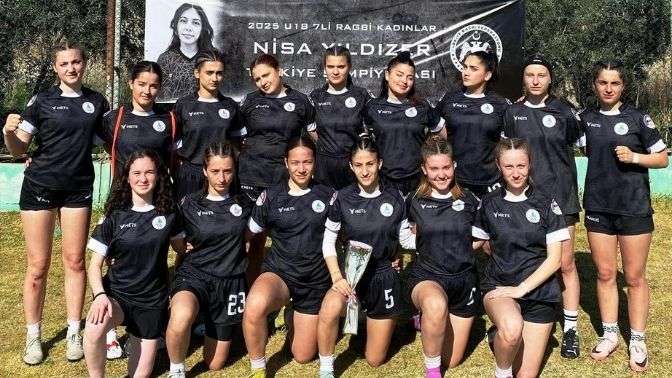Körfezli U18 ragbici kızlar finallere kaldılar