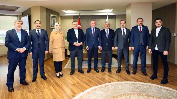 Milletvekillerinden, Başkan Büyükakın’a hayırlı olsun ziyareti