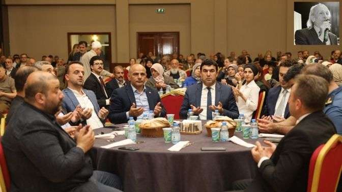 Nazmi Akın Anısına Duygusal Gece: ‘Körfez, Değerli İsmini Andı’