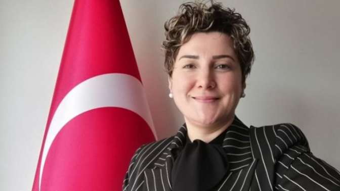 Pelin Filiz Coştur milletvekili aday adaylığını açıkladı