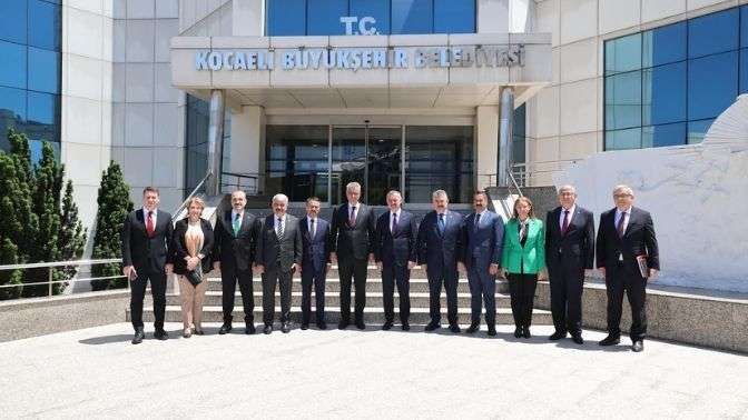 Sağlık Bakanı Memişoğlu’ndan Başkan Büyükakın’a teşekkür