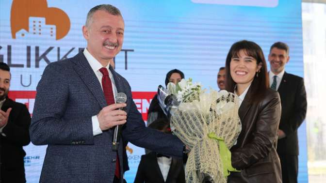 Sağlıkkent Konutları’nda anahtarlar teslim edildi