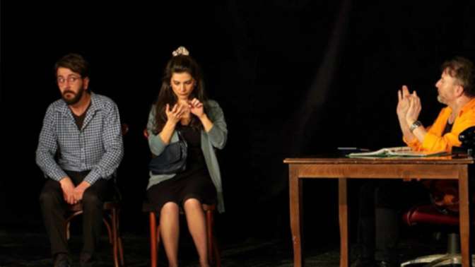 Sahne 41 Tiyatro Hayrola Karyola ile unutulmaz bir gece yaşattı