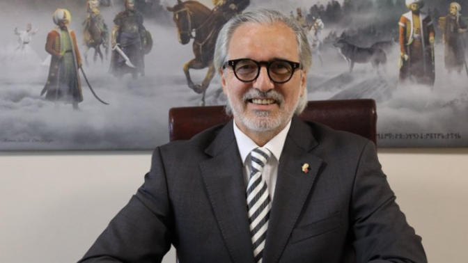 Şakoğlu: Diğer ilçelerdeki öğrenciler bu şehrin çocuğu değil mi?