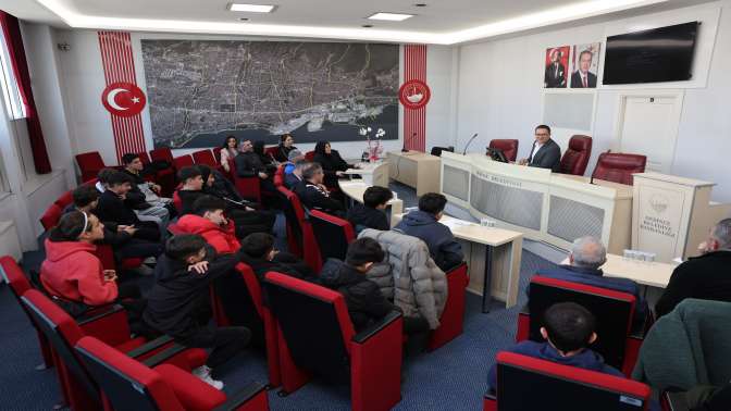 Şampiyon Alparslan’dan Başkan Gökçe’ye Ziyaret