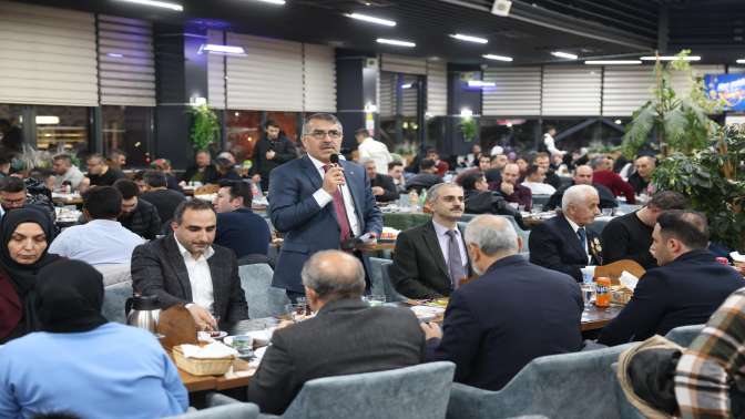 Şehit aileleri ve gazilere iftar yemeği