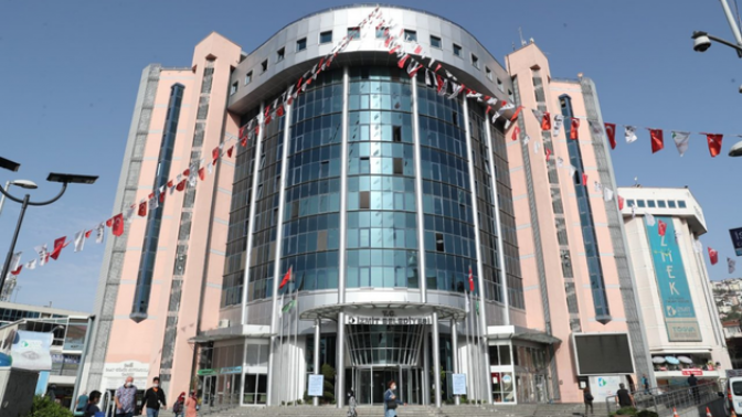 Şehitlerimize saygı: İzmit’te çocuk etkinlikleri ertelendi