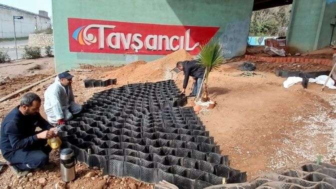Tavşancıl girişine estetik dokunuş