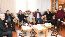 Başkan Özlü Umre'den dönen hemşehrilerini ziyaret etti