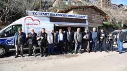 İzmit Belediyesi, bu hafta Cuma Namazı çıkışı Köprübaşı Camii cemaati ile buluştu