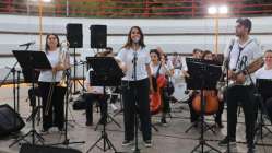 İzmit Belediyesi, Özkan Uğur’u unutulmaz şarkılarla andı