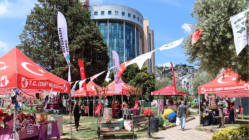 İzmit’te Dayanışma ve Üretim Şöleni 5. İyilik Şenliği başladı